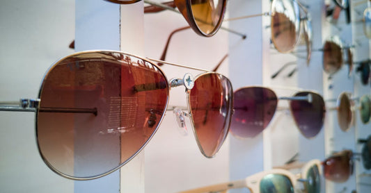 Sunglasses UV Protection: What the Ratings Really Mean - sunglasses UV light protection close-up lens