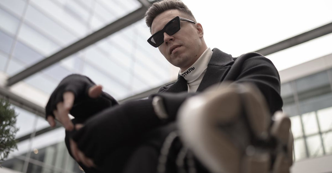 Men in Black Sunglasses: The Ray-Ban Predator Effect - black wraparound sunglasses, man black suit sunglasses, sleek dark ace